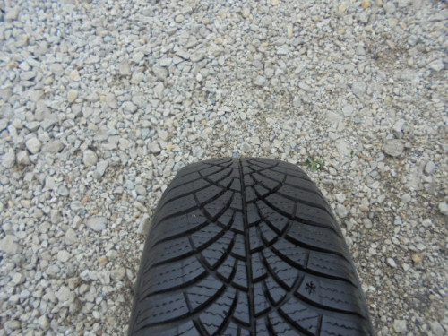 Goodyear Ultragrip 9 gumiabroncs