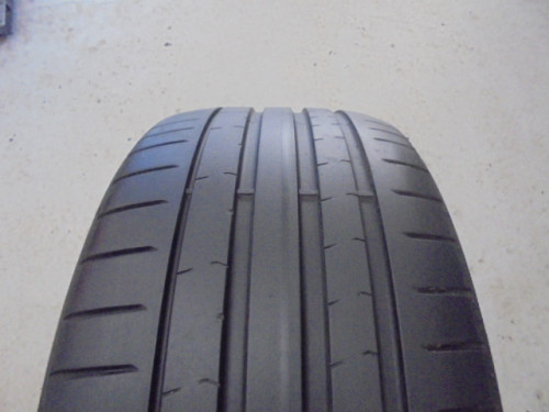 Pirelli Pzero gumiabroncs