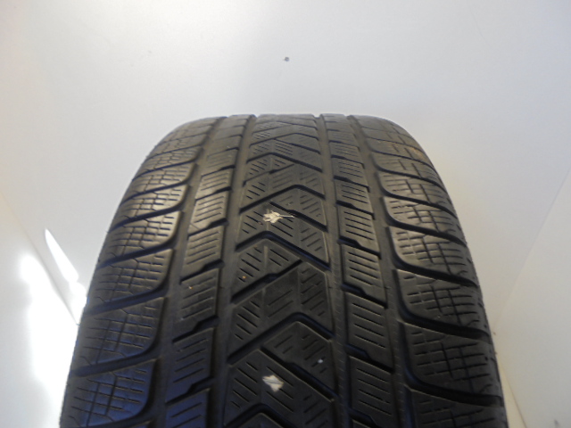 Pirelli Scorpion gumiabroncs