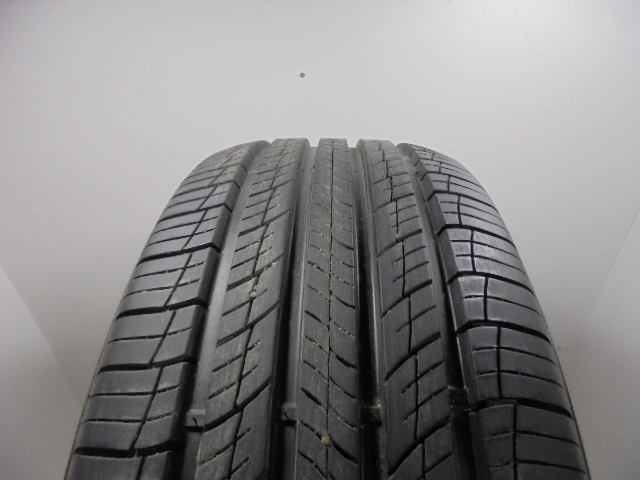 Hankook RA33 gumiabroncs