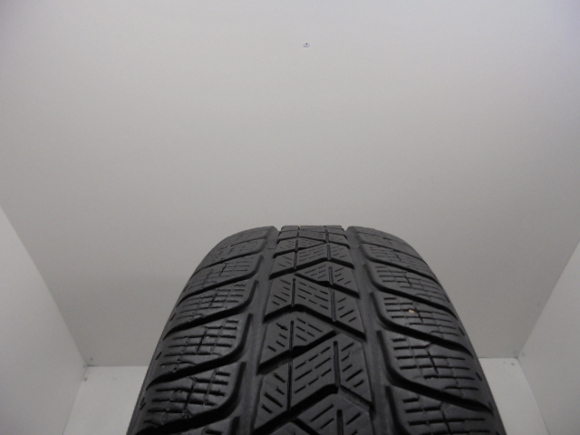 Pirelli Scorpion Winter gumiabroncs