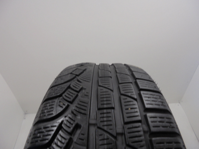 Pirelli Sottozero 2 gumiabroncs