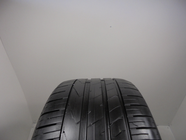 Hankook K117A gumiabroncs