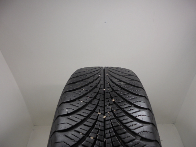 Goodyear Vector 4 Season G2 gumiabroncs