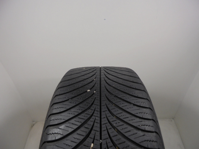 Goodyear Vector 4 Season G2 gumiabroncs