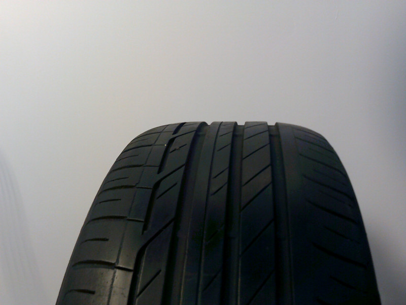 Bridgestone T001 gumiabroncs