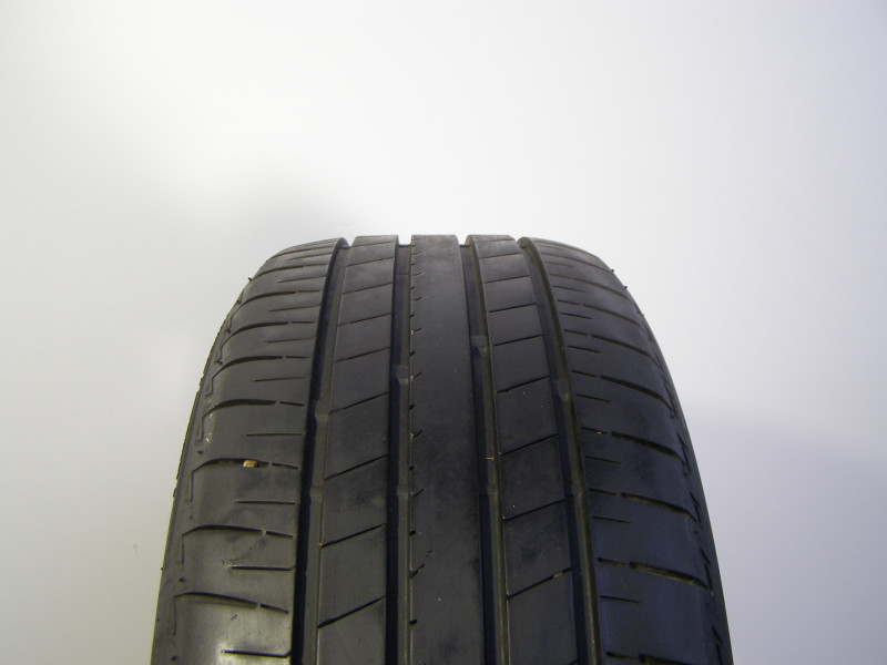 Bridgestone T005A gumiabroncs