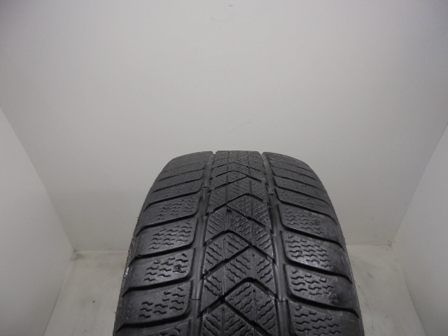 Pirelli Sottozero 3 RFT gumiabroncs