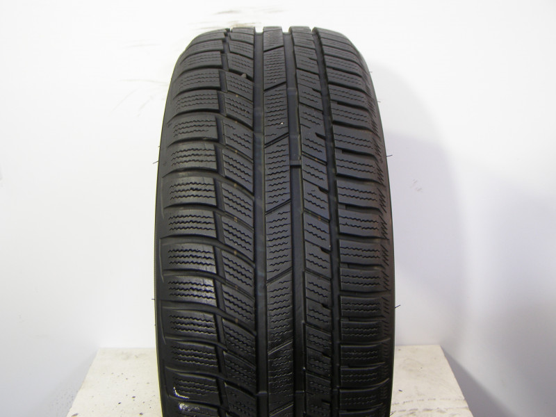 Toyo S954 gumiabroncs