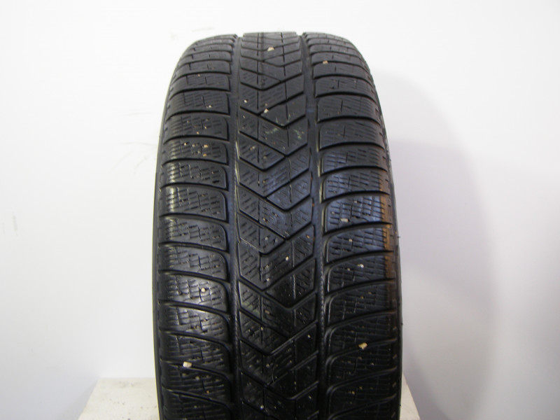 Pirelli Scorpion Winter gumiabroncs