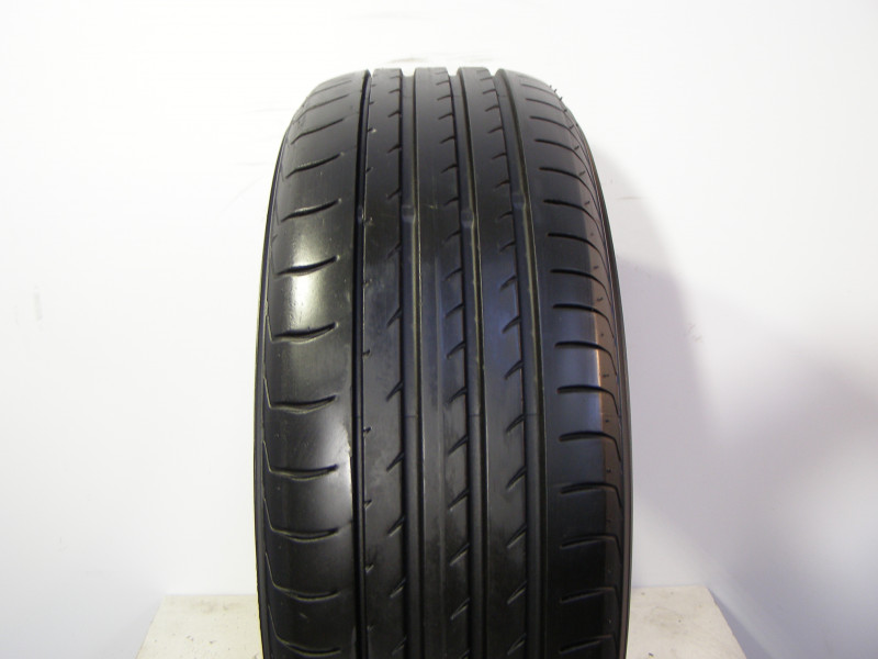 Yokohama V105 gumiabroncs