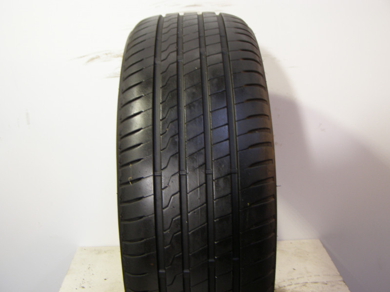 Firestone Roadhawk gumiabroncs