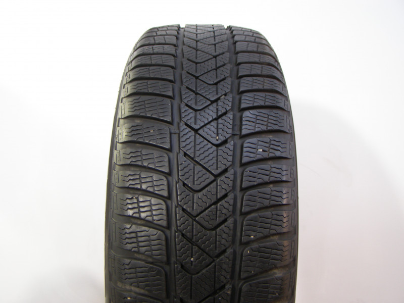 Pirelli Sottozero 3 gumiabroncs