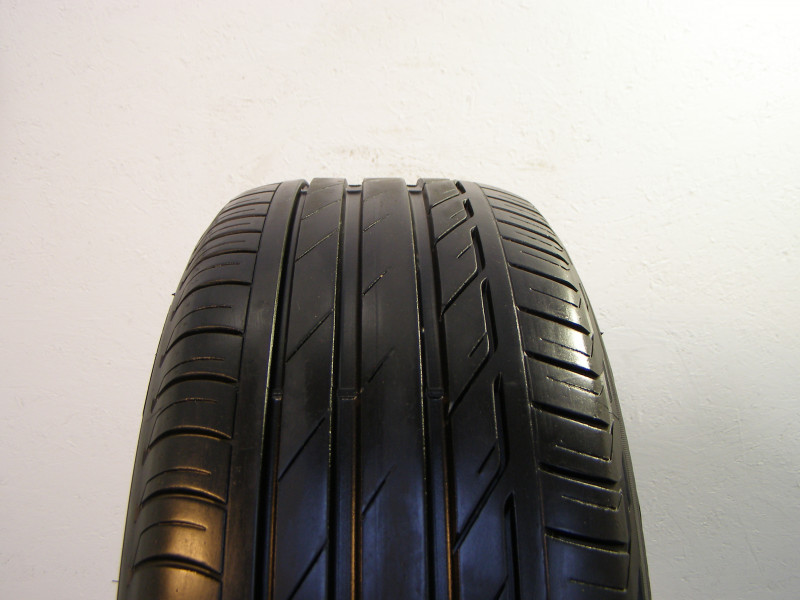 Bridgestone T001 RFT gumiabroncs