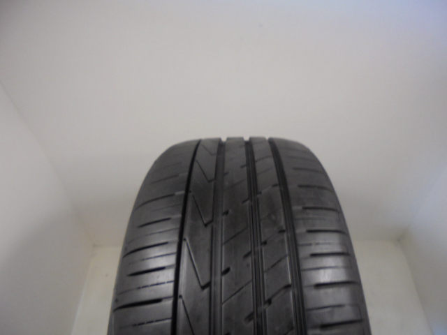 Hankook K117A Ventus S1 Evo 2 seal gumiabroncs