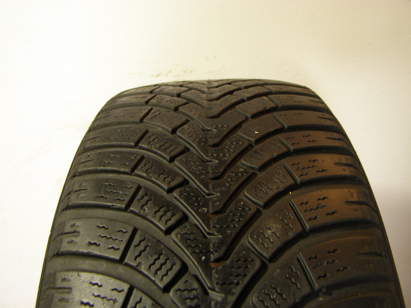 Falken HS01 gumiabroncs