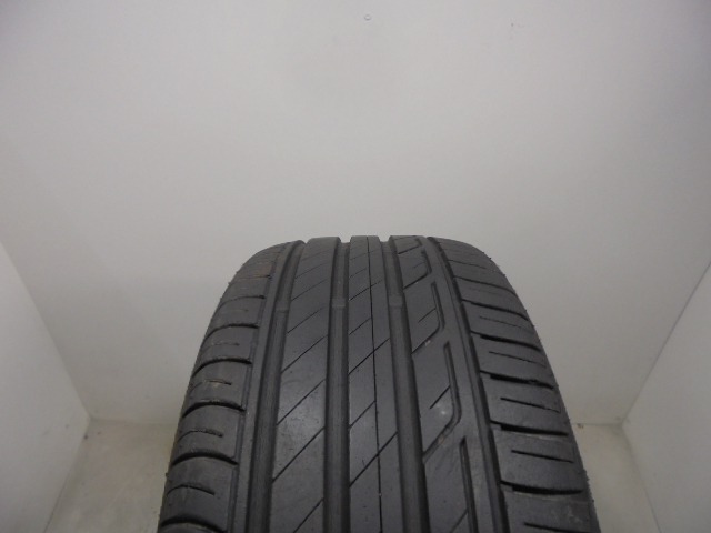 Bridgestone T001 gumiabroncs