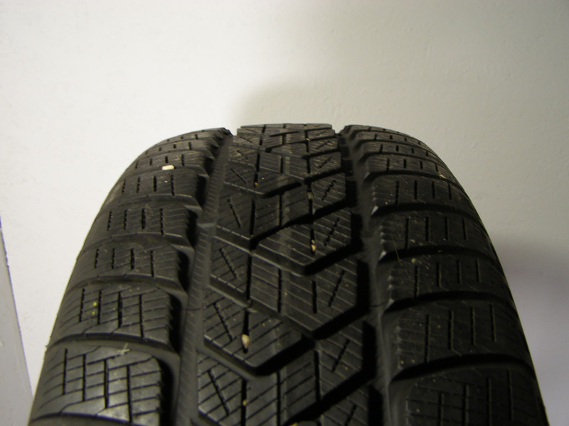 Pirelli Scorpion gumiabroncs