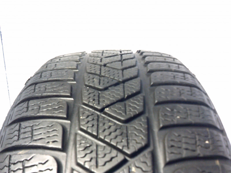 Pirelli Sottozero 3 gumiabroncs