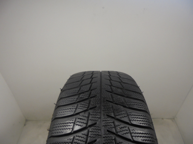 Bridgestone LM001 gumiabroncs