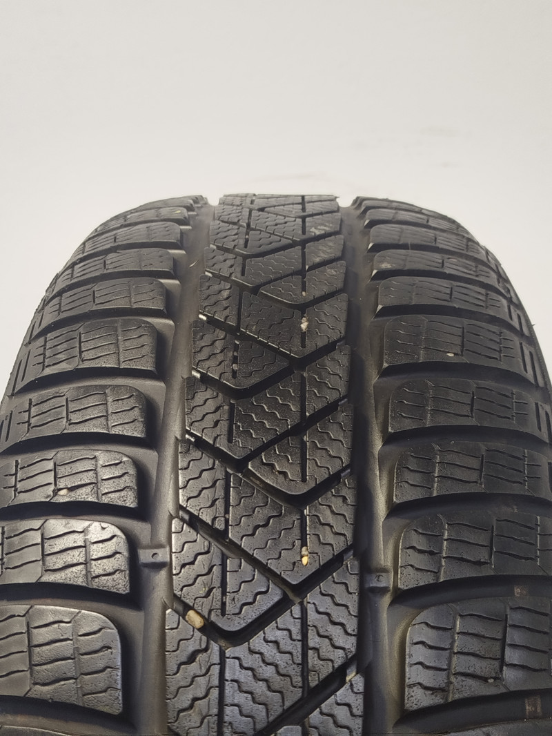 Pirelli Sottozero 3 gumiabroncs
