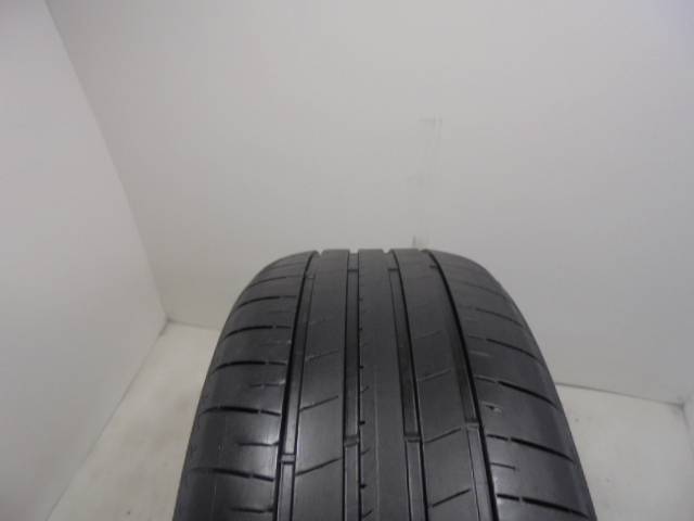 Bridgestone Alenza 001 gumiabroncs