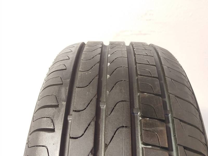 Pirelli Cintruato P7 gumiabroncs
