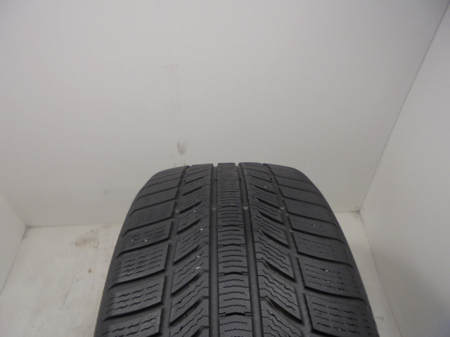 Continental TS870P gumiabroncs