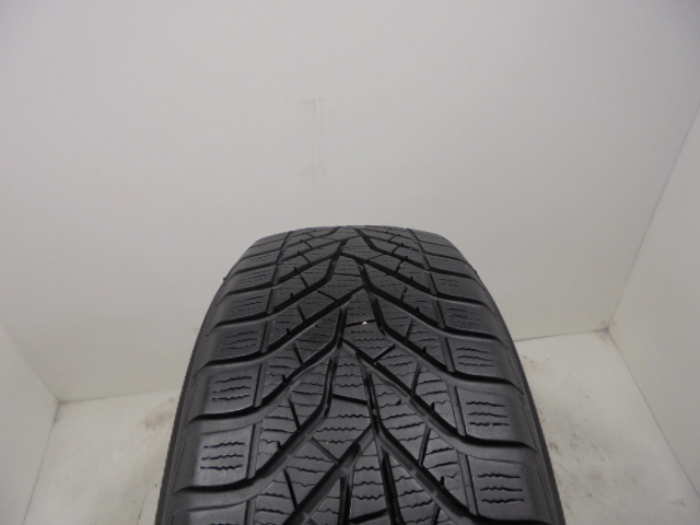 Yokohama V905 gumiabroncs