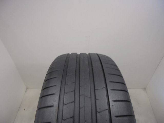 Pirelli Pzero gumiabroncs