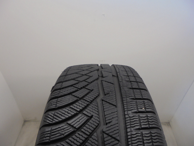 Michelin Pilot Alpin PA4 gumiabroncs