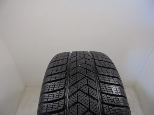 Pirelli Sottozero 3 gumiabroncs