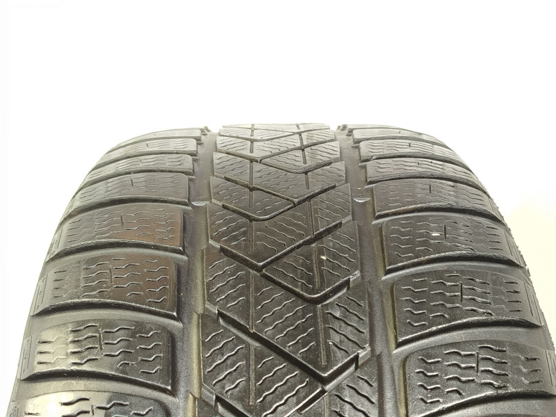 Pirelli Sottozero 3 gumiabroncs
