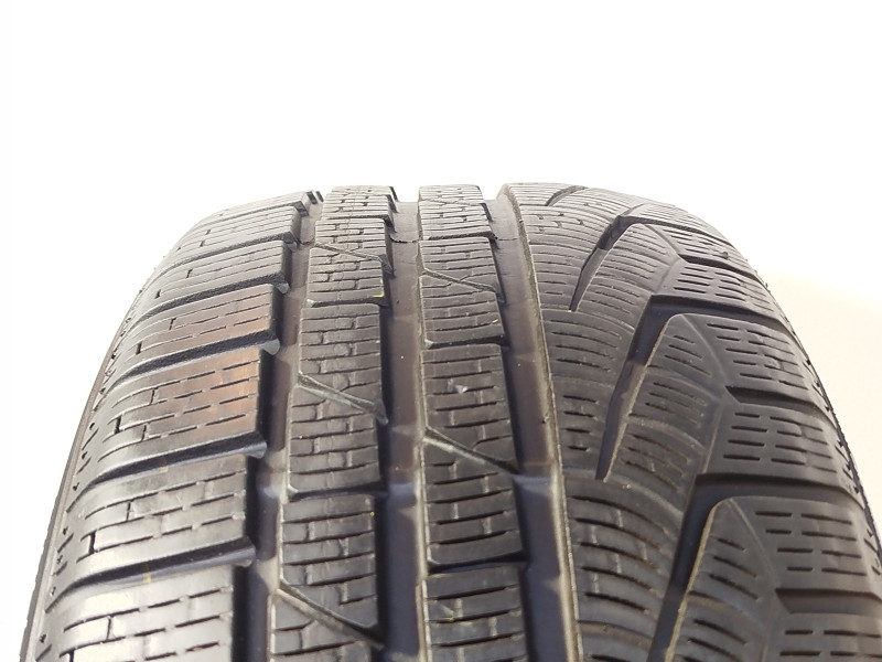 Pirelli Sottozero II RFT gumiabroncs