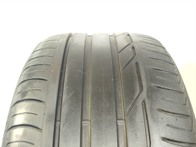 Bridgestone T001 gumiabroncs
