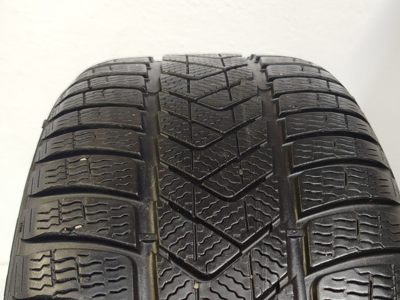 Pirelli Sottozero 3 seal gumiabroncs