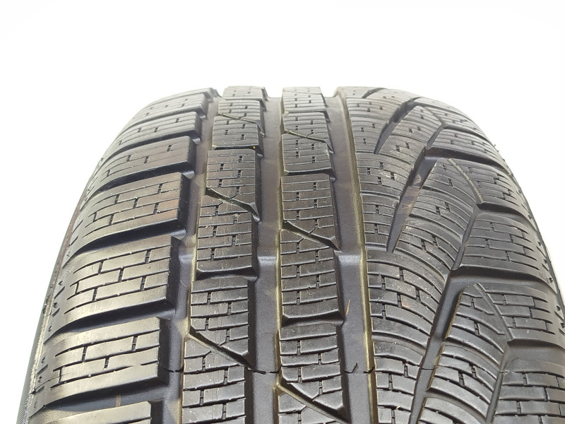 Pirelli Sottozero II RFT gumiabroncs