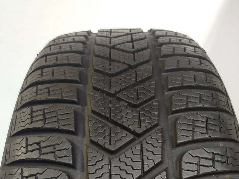 Pirelli Sottozero 3 gumiabroncs