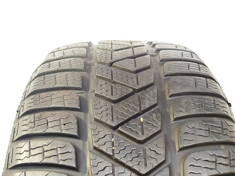 Pirelli Sottozero 3 gumiabroncs