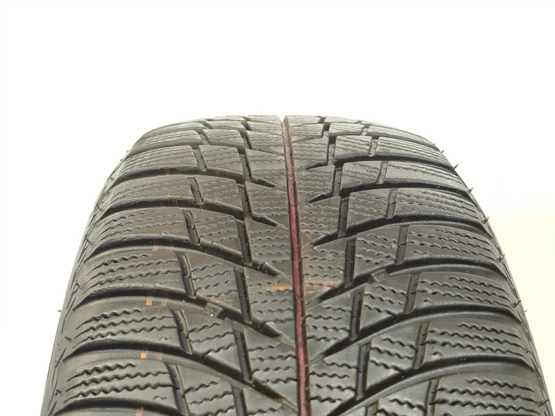 Bridgestone LM001 gumiabroncs