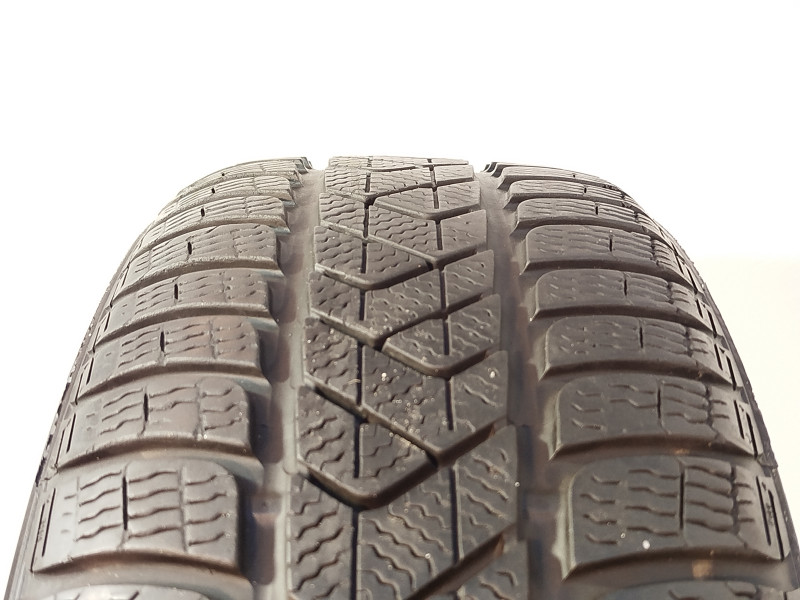 Pirelli Sottozero 3 seal gumiabroncs