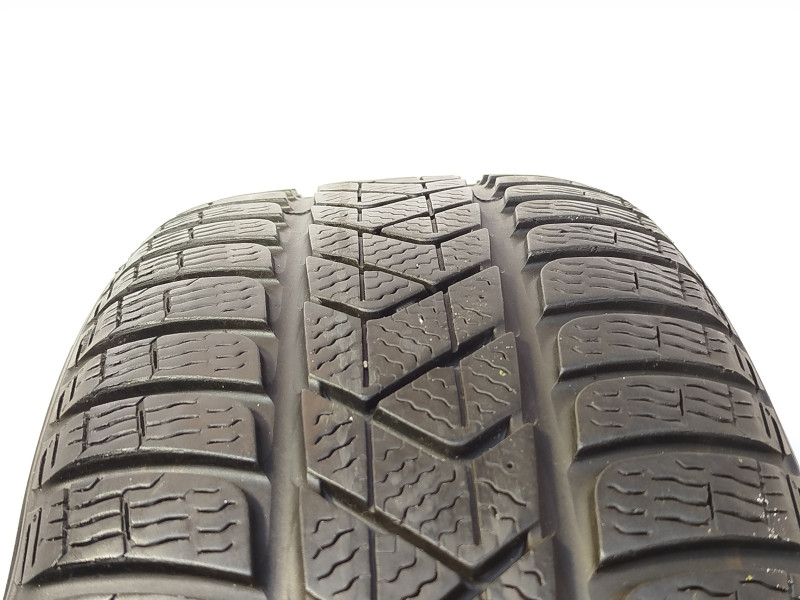 Pirelli Sottozero 3 seal gumiabroncs