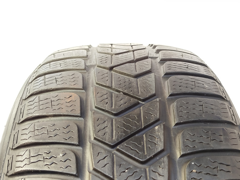 Pirelli Sottozero 3 gumiabroncs