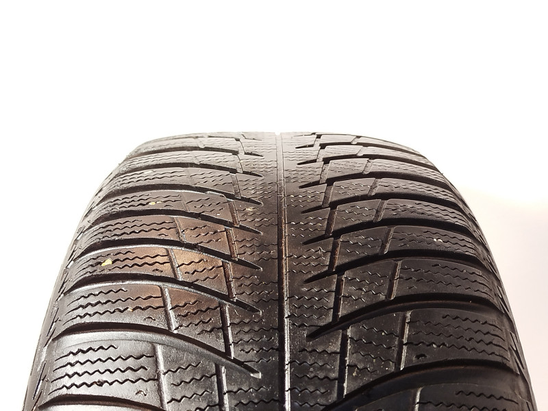 Bridgestone LM001 gumiabroncs
