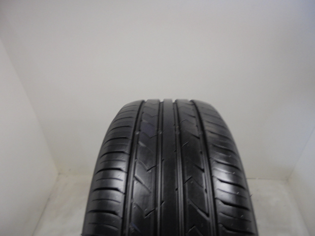 Toyo SD-7 gumiabroncs
