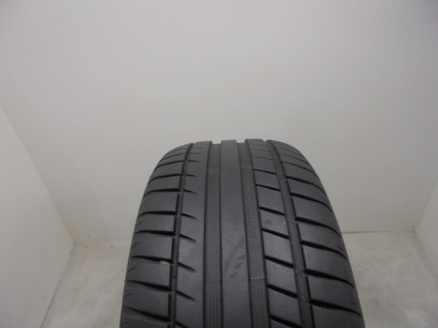 Sebring Road Performance gumiabroncs