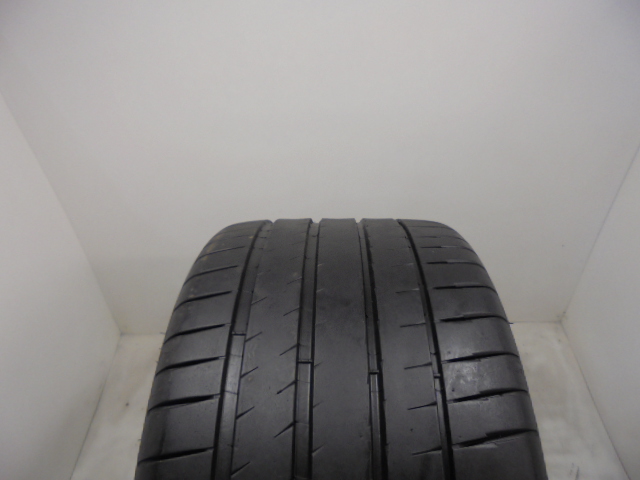 Michelin Pilot Sport 4S gumiabroncs