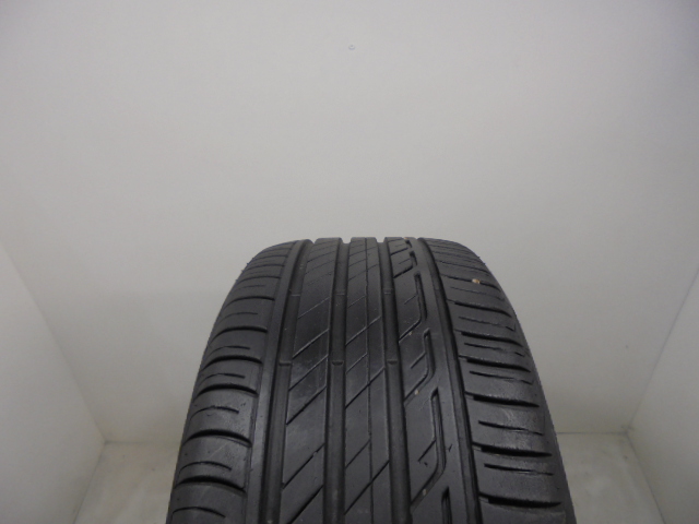 Bridgestone T001 gumiabroncs