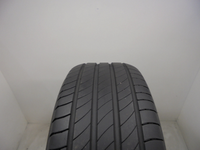 Michelin Primacy 4 gumiabroncs