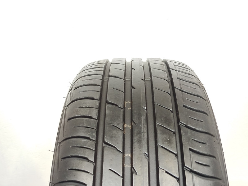 Falken ZE914A gumiabroncs